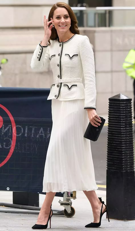 Kate Middleton Style Outfits, Looks Kate Middleton, Princess Katherine, Queen Kate, Kate Middleton Outfits, Style Royal, Princess Kate Middleton, Middleton Style, Royal Outfits