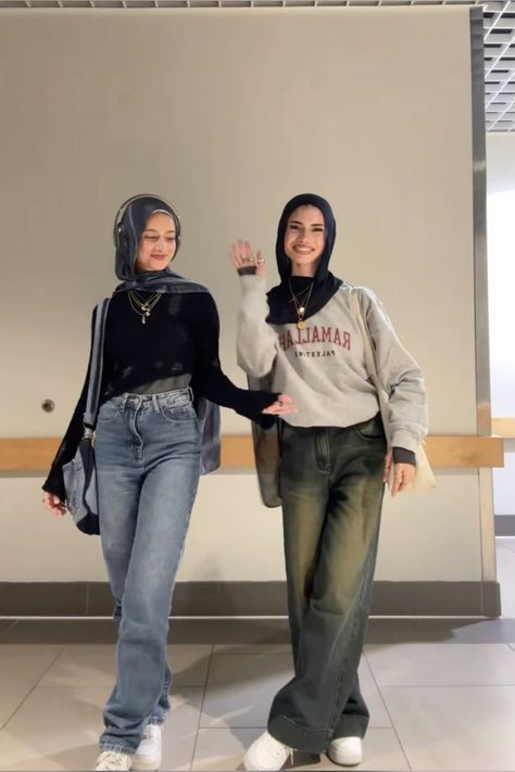 Hipster Outfits Hijab, Hijabi Modern Outfits, Hijab Fashion Streetwear, Clothes Hijab Fashion Styles, Modest Clothes Aesthetic, Cool Hijab Outfit, Modest Casual Outfits Muslim, Hijabi Outfits Streetwear, School Outfits Hijab