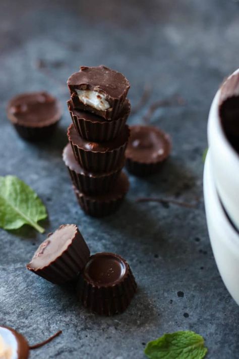 Healthy Candy Recipes, Paleo Dessert Recipes, Sweets Healthy, Clean Eating Sweets, Paleo Friendly Desserts, Mint Desserts, Dark Chocolate Recipes, Real Food Dietitians, Dairy Free Recipes Dessert