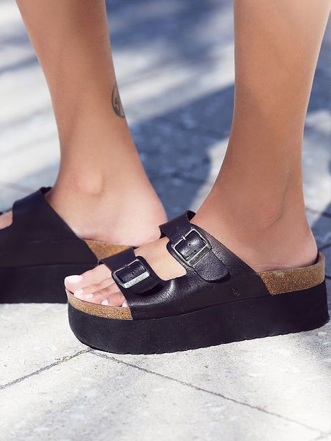 Free People Paige Platform Footbed, $49.95 Birkenstock Platform Outfit, Platform Birkenstock Outfit, Platform Birkenstock, Birkenstock Sandals Outfit, Sandals Outfits, Platform Outfit, Arizona Birkenstock, Birkenstock Outfit, Doc Marten