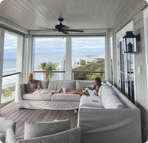 Art Inspiration Creative, Creative Tattoo Ideas, Beach House Aesthetic, Summer Beach House, Creative Tattoo, Dream Life House, Dream Beach Houses, The Summer I Turned Pretty, Beach House Interior