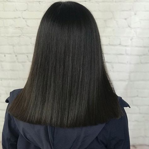 Classic Mid-Length Haircuts Hair Cuts Mid Length Straight, Square One Length Haircut Long, Single Length Haircut Long, Mid Back Haircut Straight, Even Haircut Medium, Back Length Haircut, One Length Haircuts Short, One Length Straight Hair, Equal Length Haircut