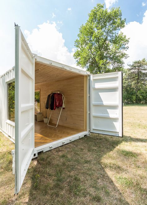 Shipping Container Shop, White Container, Mobile Architecture, Toronto Architecture, Container Office, Architectural Materials, Shipping Crates, Building A Container Home, Mobile Boutique