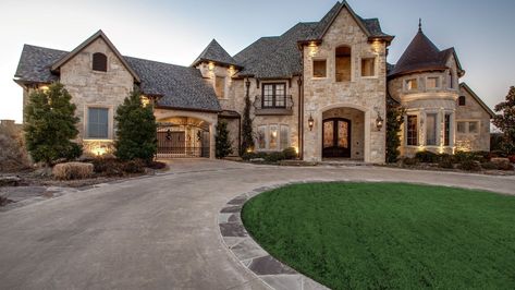 Inside a $1.5M North Texas home with its own media room and concession stand Castle House Modern, Big Houses Exterior, Huge Houses, Dream Mansion, التصميم الخارجي للمنزل, Gorgeous Houses, Castle House, Spanish Revival, घर की सजावट