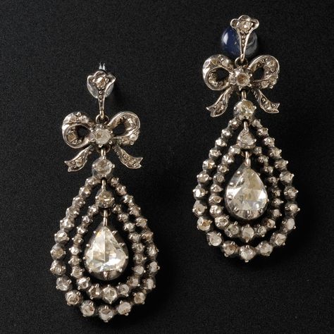 Victorian Earrings, Georgian Jewelry, Royal Jewels, Victorian Jewelry, Gorgeous Jewelry, Rose Cut Diamond, Antique Jewellery, Fine Jewellery, Vintage Jewellery