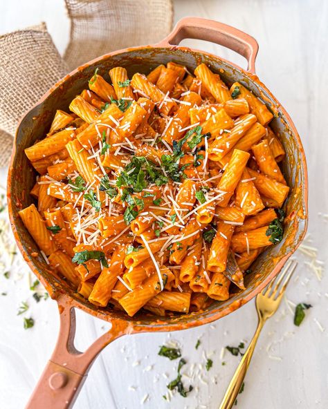 Malai Rigatoni — The Global Vegetarian Protein Pasta Recipes, Pasta Farfalle, Cottage Cheese Pasta, Pasta Alla Vodka, High Protein Pasta, Turkey Pasta, Resep Pasta, Cheese Sauce For Pasta, Yummy Pasta