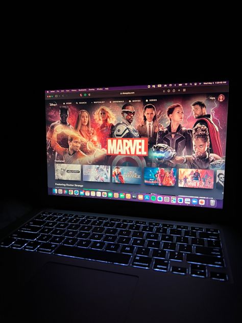 Marvel Fans Aesthetic, Watching Marvel Aesthetic Laptop, Marvel Movies Aesthetic, Marvel Universe Aesthetic, Marvel Girl Aesthetic, Marvel Movie Aesthetic, Marvel Fan Aesthetic, Movie At Home, Loren Hale