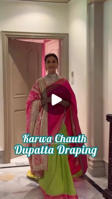 Saree With Duppata Style, Dupatta With Saree Style, Saree Styles With Dupatta, Dupatta Saree Drape, Two Dupatta Draping Styles, Saree Dupatta Style, Saree And Dupatta Together, Saree Draping With Dupatta, Saree With Dupatta Draping