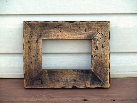 How to make barn wood frames Driftwood Picture Frames Diy, How To Make A Wooden Frame, Wooden Picture Frame Ideas, Wood Frames Diy, Cadre Photo Diy, Reclaimed Wood Picture Frames, Barn Wood Picture Frames, Making Picture Frames, Wood Cabin