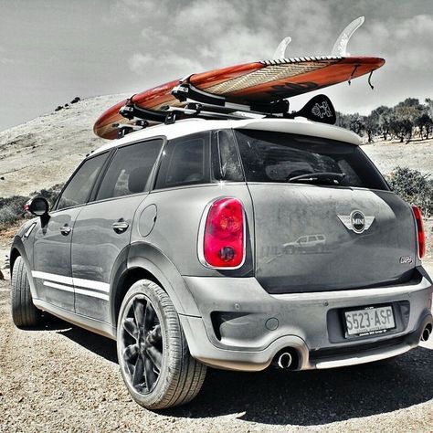 Surfing with Mini Countryman Mini Moodboard, Countryman Mini, Mercedes Jeep, Mini Crossover, Austin Seven, Adventure Car, Mini Cooper Clubman, Mini Copper, Mini Cooper Countryman