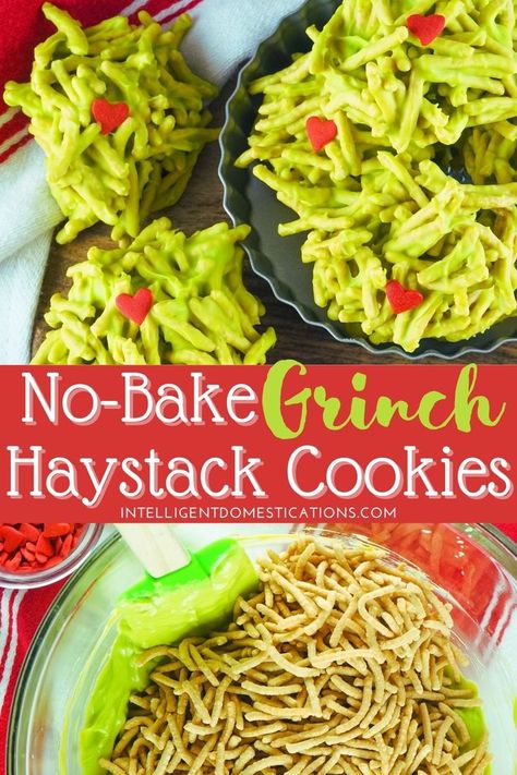 green haystack cookies and a bowl with melted green candy and chow mein noodles Grinch Christmas Food Snacks, Grinch Baking Ideas, Grinch Chex Mix Recipes, Grinch Desert, Grinch Christmas Food Ideas, The Grinch Food Ideas, Christmas Haystack Cookies, Easy Grinch Desserts, Grinch Sweets