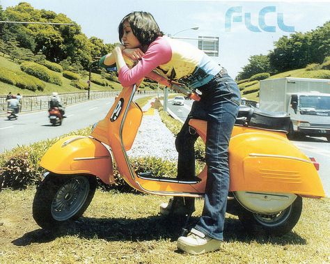 Flcl Artbook, Flcl Vespa, Vespa Reference, Driving Pose Reference, Photographie Portrait Inspiration, People Poses, Human Reference, Body Reference Poses, Human Poses Reference