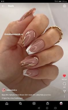 nail art Elegant Natural Nail Designs, Natural Nails Manicure Design, Millennial Nails, Nails Nude Cortas, Classy Natural Nails, Gold Design Nails, Classy Nude Nail Designs, Nail Art Classy, Acrylic Nails Nude