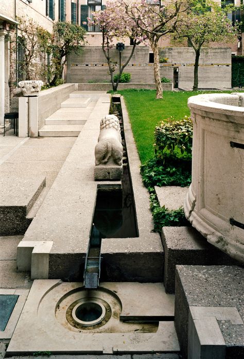 Carlo Scarpa Detail, Scarpa Architecture, Carlo Scarpa Architecture, Venice Map, Venice Architecture, Water Architecture, Aldo Rossi, Architectural Landscape, Tadao Ando