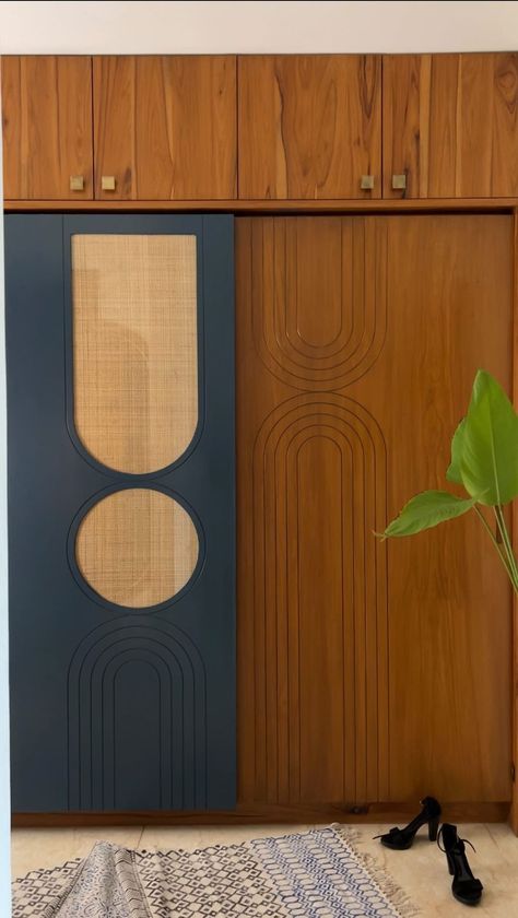 CuttingEdge DesignStudio | Simple wardrobe designs built on sandwiching of mural / wallpaper / wicker in glass and grooves on the doors. The doors in the reel have… | Instagram Wardrobe Shutter Groove Design, Sandwich Glass Wardrobe, Wardrobe Door Designs Sliding, Wardrobe With Wallpaper, Wardrobe Shutter Design In Laminate, Groove Pattern On Wardrobe Shutter, Walldrop Design, Sliding Wardrobe Design Bedroom, Wardrobe Doors With Ventilation