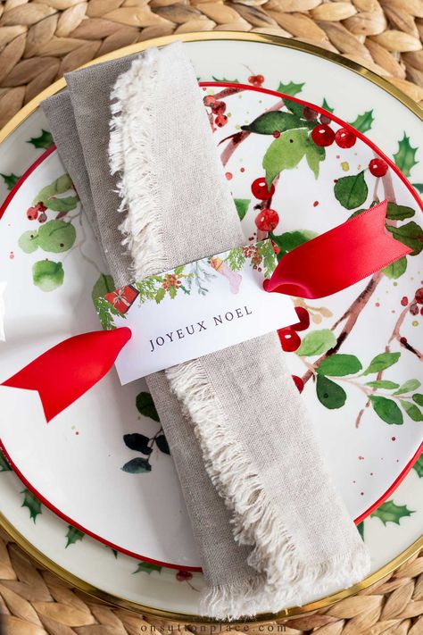 Easy Diy Christmas Napkin Rings, Christmas Napkin Rings Diy Dollar Stores, Handmade Christmas Napkin Rings, Homemade Napkin Rings Christmas, Paper Napkin Rings Diy Free Printable, Christmas Diy Napkin Rings, Christmas Tree Napkin Rings, Diy Holiday Napkin Rings, Christmas Napkin Ring Ideas