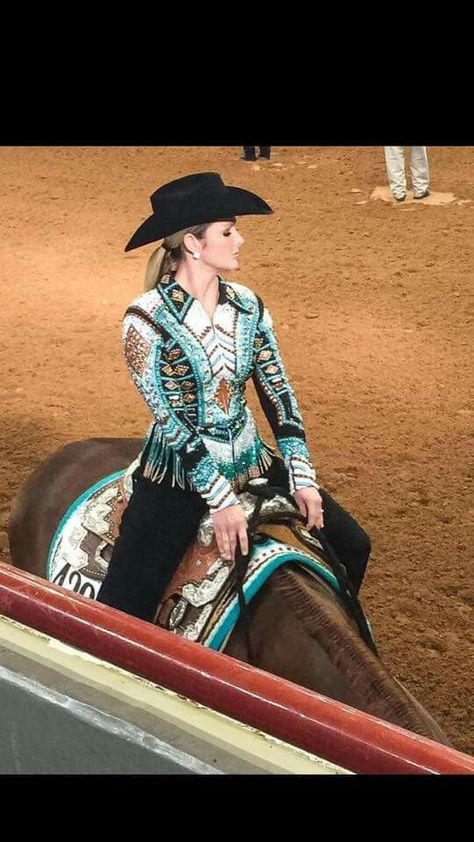 Western pleasure. Golden West saddle blanket. Horse show fashion. Western Pleasure Show Outfits, Horse Show Shirts Western, Western Showmanship Outfits, Reining Show Shirts, Western Horse Show Outfits, Horse Show Shirts, Western Show Outfits, Horse Show Outfits, Western Pleasure Shirt