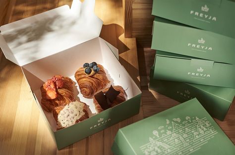 Bread Branding, Bakery Branding Logo, Bakery Boxes Packaging, Bakery Identity, Bakery Branding Design, Branding Design Ideas, Cake Boxes Packaging, Bakery Branding, Bakery Box