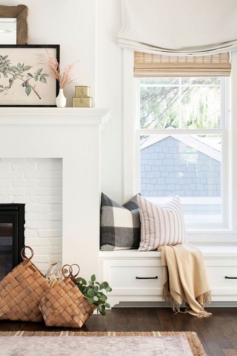 Fireplace Windows, Wooden Fireplace, White Fireplace, Cottage Living Rooms, Home Fireplace, Up House, White Brick, Cottage Living, Brick Fireplace