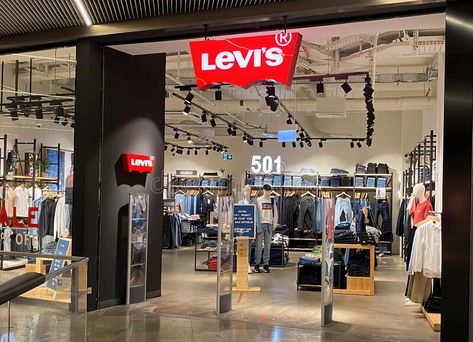 London Mall Shopping, Levis Store, 70s Shopping Mall, Levis Shop, Store Entrance, Technical Textiles, Levi Strauss & Co, Mall Design, Levi Strauss