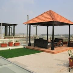 Perennial flowers around gazebo in the terrace classic style balcony, veranda & terrace by interioforest plantscaping solutions classic | homify Rooftop Terrace Design Indian, Open Terrace Ideas, Terraced Patio Ideas, Pent House Design, Terrace Canopy, Garden Huts, Roof Terrace Design, Rooftop Patio Design, Terrace Garden Ideas