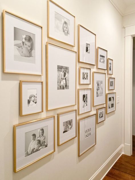 Family Photo Gallery Wall, Hallway Gallery Wall, Family Gallery Wall, Picture Gallery Wall, Gallery Wall Layout, Family Photo Wall, Photo Deco, Perfect Gallery Wall, Photo Wall Decor