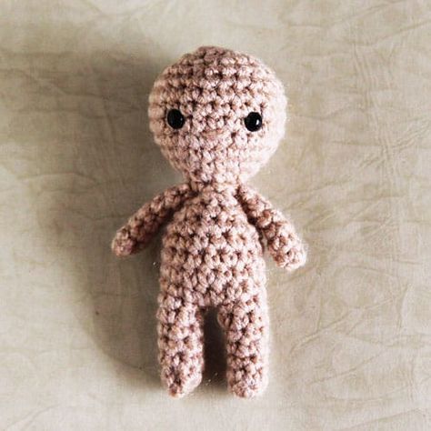 Doll Body Crochet Pattern Free, Crochet Person Pattern, Crochet Worry Dolls Free Pattern, Crochet Body Pattern, Doll Crochet Pattern Free, Crochet People, Coffee Crochet, Palm Pals, Metal Crochet