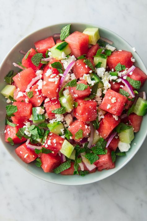 Watermelon Feta Salad Recipes With Watermelon, Salads For Bbq, Summer Salads Recipes, Watermelon Feta Salad Recipes, Recipes Potluck, Easy Bbq Side Dishes, Fourth Of July Recipes, Barbecue Sides, Feta Salad Recipe