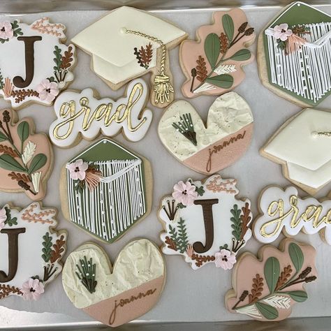 Boho Graduation Cake, Flower Graduation Cookies, Boho Graduation Cookies, Floral Grad Cookies, Grad Party Cookies, Graduation Party Cookies, Sage Bridal Shower Cookies, Boho Grad Party, Boho Wedding Shower Cookies Decorated