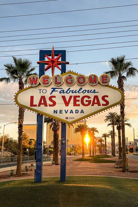 America Las Vegas, Vegas Vision Board, Vegas Vibes Aesthetic, Nevada Las Vegas, Las Vegas Vision Board, Las Vegas Nevada Aesthetic, Las Vegas Sign Aesthetic, Las Vegas Casino Aesthetic, Las Vegas Tattoo Ideas