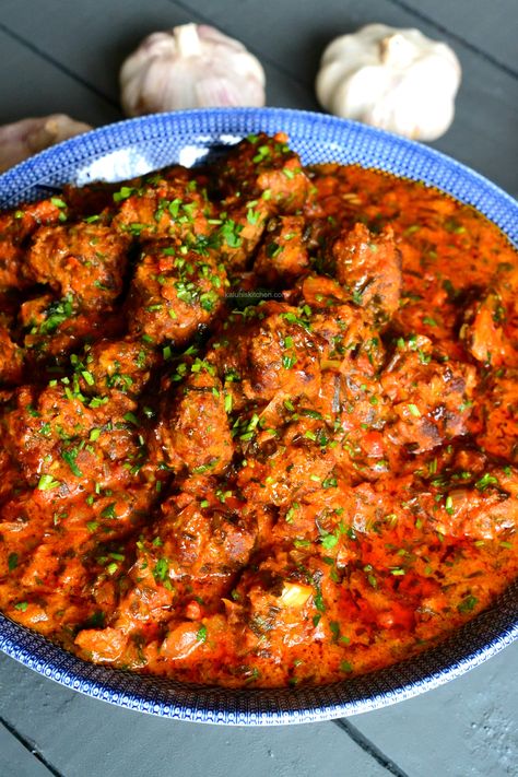 Garlic Tandoori Masala Meatballs – Kaluhi's Kitchen Meatball Recipes Easy, Tandoori Masala, Mutton Recipes, Egg Curry, Curry Recipes Indian, Mince Recipes, Meatballs Recipe, Bon Appetite, Indian Street Food