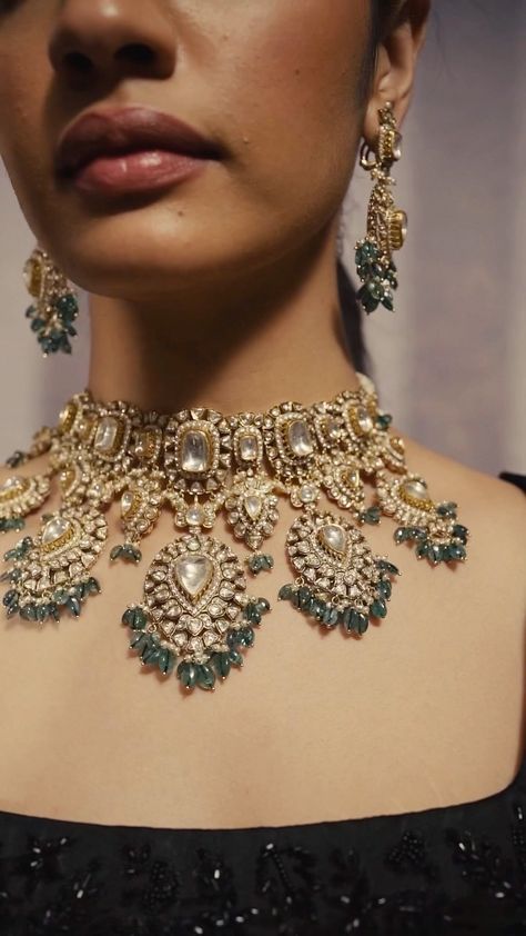 Designer Bridal Jewellery, Polki Bridal Jewellery, Bridal Jewellery Indian Kundan, Jwellery Trending 2022, Desi Wedding Jewelry, Diamond Indian Jewellery, Punjabi Wedding Jewelry, Indian Bridal Choker, Victorian Jewelry Necklace