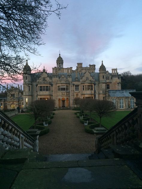 Manor Aesthetic, Mansion Aesthetic, Hawthorne House, English Manor Houses, Old Castle, Castle Aesthetic, English Manor, Chateau France, Castle House