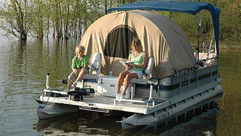 Pontoon Boat Camping and 9 Tips to Get You Started If you’re looking to get into pontoon boat camping, you’re probably excited but also antsy about the ordeal. But it’s not challenging as it seems. I’ll show you everything you need to know about pontoon boat camping. Here are the essential pontoon boat camping tips and advice to ensure a successful and enjoyable trip. 1. #boatcamper #boatingcamping #campinginboat #campinginpontoonboat #pontooncamping Diy Pontoon, Small Pontoon Boats, Pontoon Boat Accessories, Pontoon Accessories, Boat Bimini Top, 1000 Lifehacks, Build Your Own Boat, Boat Building Plans, Jon Boat