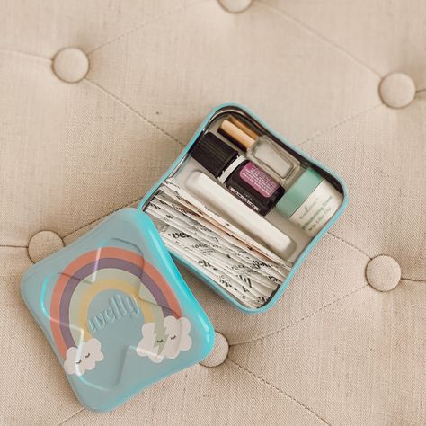 Small First Aid Kit Aesthetic, Mini Hygiene Kit, Aesthetic First Aid Kit, First Aid Kit Aesthetic, Cute First Aid Kit, Small First Aid Kit, Hospitalcore Aesthetic, First Aid For Kids, Baby Medicine