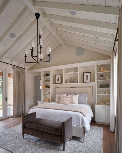 Built-in shelves in the master bedroom can provide a seamless blend of storage and style, optimizing space while enhancing the room's aesthetic! Photographer: @andreacalo Architect: #pollardhodgsonarchitects Builder: Big Sky Builders • • • #TexasInteriorDesign #LuxuryLiving #HillCountryLiving #BedroomGoals #BuiltIns #DonnaFiggDesign Main Bedroom Built Ins, Bedroom With Tall Ceilings Master Suite, Built Ins Bedroom Master Suite, Built In Bookshelves Bedroom, Built In Shelves Bedroom, Tall Ceilings Bedroom, Built In Bedroom, Bookshelves Bedroom, Bedroom Built Ins