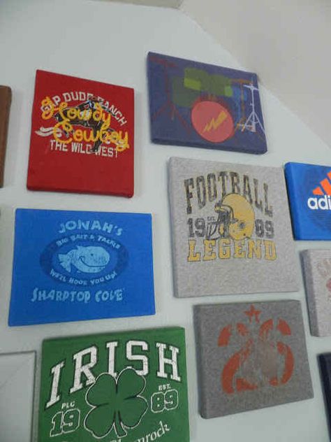 Display old t-shirts that have sentimental value. | 24 Creative Ways To Decorate Your Place For Free Tshirt Quilt, Diy Upcycling, Old Shirts, Old T Shirts, Crafty Craft, Craft Time, Diy Projects To Try, Kids' Room, My New Room