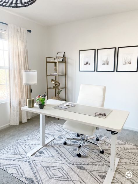 White Office Ideas, Home Office White Desk, White Modern Office, Modern Home Office Design, Minimalist Modern Home, White Office Decor, Home Office Furniture Design, White Desk Office, Productive Work