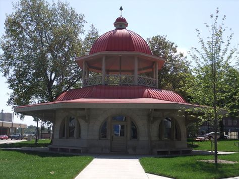 22 Fun Facts About Decatur, IL Central Park, Decatur Illinois, America City, Funny Scenes, Historic Places, Water Tower, Public School, Facts About, Illinois