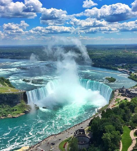 Niagara Falls, Ontario, Canada. - Album on Imgur Reka Bentuk Grafik, Matka Natura, Air Terjun, Fotografi Alam Semula Jadi, Beautiful Waterfalls, Alam Semula Jadi, Beautiful Places To Travel, Beautiful Places To Visit, Pretty Places