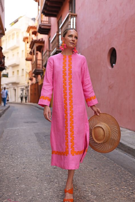 Kaftan Outfit Ideas, Geometric Applique, Kaftan Outfit, Tuckernuck Dress, Linen Kaftan, Blair Eadie, Kaftan Designs, Elle Dress, Peony Pink