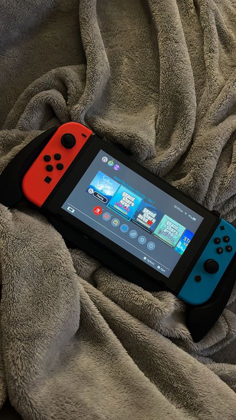 #switch #nintendo #gta #games Nintendo Aesthetic Wallpaper, Video Juegos Aesthetic, Aesthetic Switch, Video Games Aesthetic, Videogame Aesthetic, Nintendo Switch Aesthetic, Video Game Aesthetic, Me Vibes, Nintendo Aesthetic