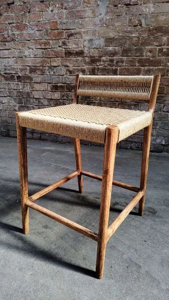 Danish cord weaving-Make a classic Danish Bench Stool Danish Cord Bench Diy, Weaving Chair, Danish Cord Bench, Danish Medallion Weaving, Danish Cord Stool, Danish Cord, Tall Chairs, Used Woodworking Tools, Green Woodworking