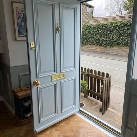 Blue Grey Hallway Ideas, Farrow Ball Parma Grey, Farrow And Ball Parma Grey Bedroom, Farrow And Ball Door Exterior Paint, Blue Grey Door, Front Door Ideas Colour, Pastel Blue Front Door, Front Door Colors Farrow And Ball, Farrow And Ball Blue Front Door