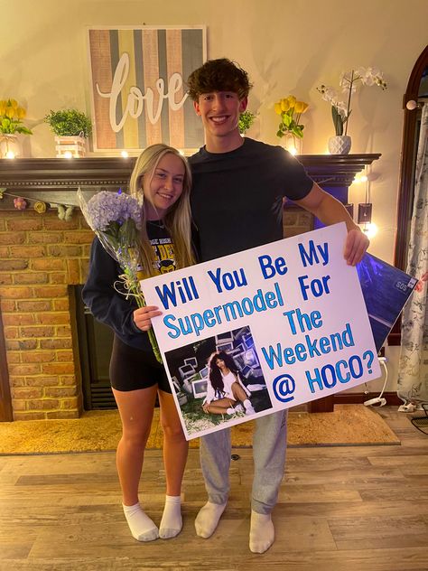 #sza #hoco #homecomingposter #homecoming #hocoproposalsideas #hocooutfitideas #homecomingproposalideas #homecomingposter #homecoming2023 SZA homecoming proposal idea Homecoming Proposal Ideas Brent Faiyaz, Lumineers Hoco Sign, Sza Poster Hoco, Sza Prom Posters Ideas, Hoco Proposals Ideas Bryson Tiller, My Melody Hoco Proposal, Lyric Hoco Proposal, Sza Hoco Proposals Ideas, Homecoming Proposal Ideas Sza