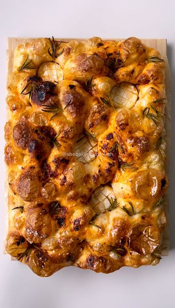 The Easiest No-Knead Focaccia Recipe No Knead Focaccia, Make Focaccia, Sourdough Focaccia Recipe, Healthy Starters, Savory Breads, Bread Lame, Red Pesto, Focaccia Recipe, Savory Bread