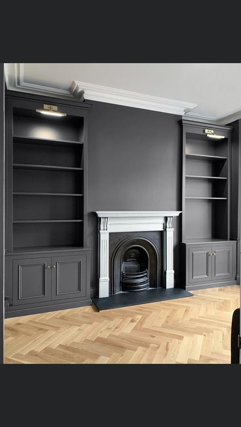 Built In Alcoves Living Room, Bedroom Cupboards Modern, Living Room Lighting Ideas Low Ceiling, Havsta Hack, Alcove Bookshelves, Living Room Victorian, Alcove Ideas Living Room, Room Cupboard, Living Room Cupboards