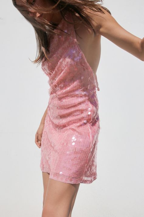 Day Club Outfit, 23 Bday, Pink Sequin Party Dress, Sequin Halter Dress, Trench Coat Dress, Sequin Halter, Halter Neck Dress, Cardigan Sweater Vest, Round Neck Shirt