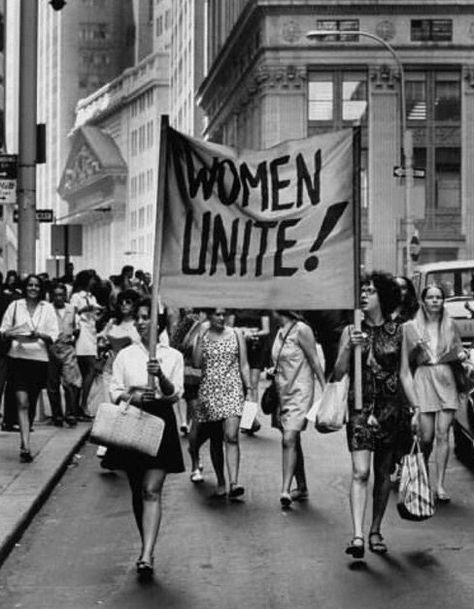 "Women Unite" - Women march down Fifth Avenue on the 50th anniversary of the passage of the 19th Amendment, which granted the women the right to vote, September, 1970.  Photo credit: John Olson / Time & Life / Getty — in New York, NY. Life Magazine Photos, Women Unite, 타이포그래피 포스터 디자인, Power To The People, Stevie Nicks, Photos Of Women, Glam Rock, Life Magazine, Women In History