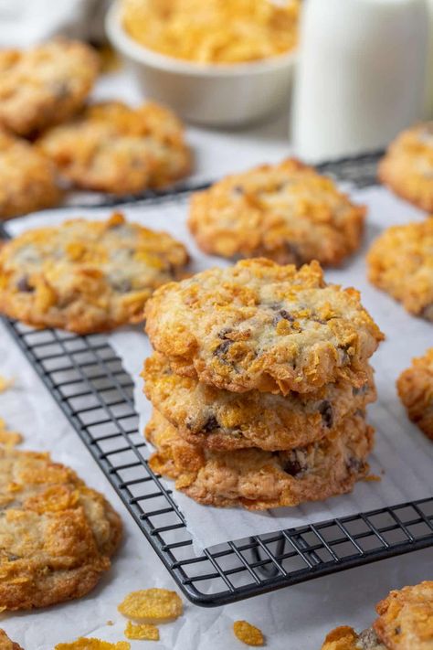 Corn Flake Cookies, Flake Recipes, Crunchy Corn, Cornflake Cookies, Breakfast Tart, Corn Flake, Corn Side Dish, Resepi Biskut, Blueberry Cookies